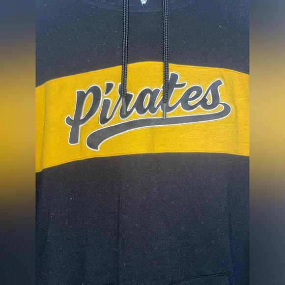 Pirates hoodie - Picture 2 of 8